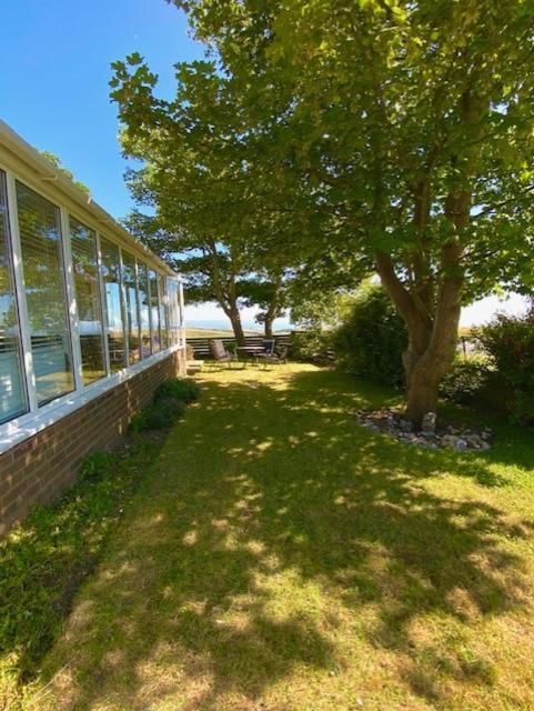 2 Bed Retreat With Amazing View *